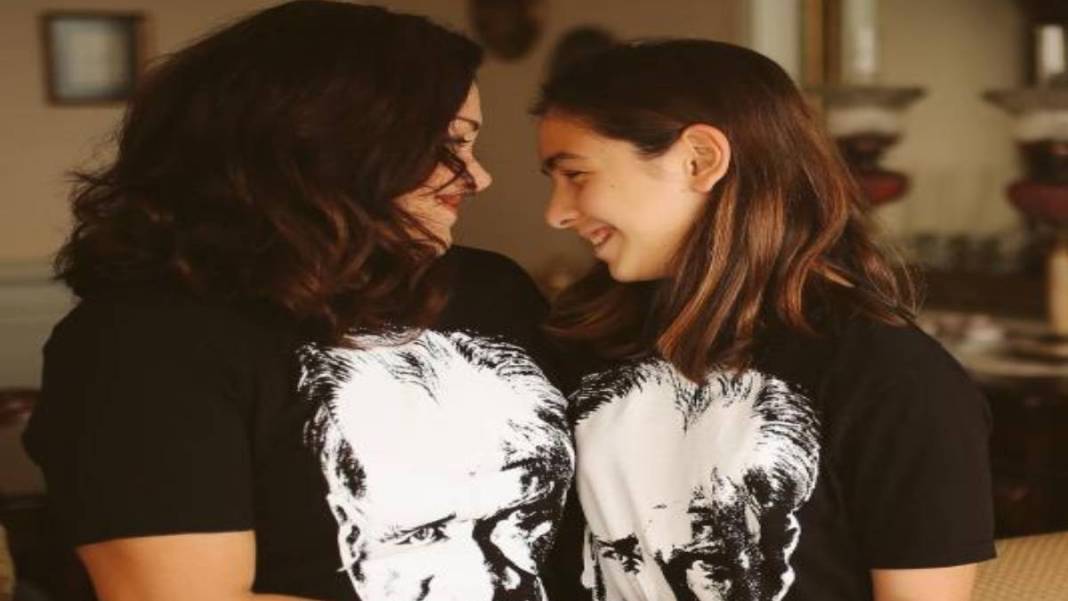 Esra Ceyhan'ın 16 Yıldır Herkesten Sır Gibi Sakladığı Kızı Ayşe'ye Bir Bakın! Annesini Geçti Bile 4